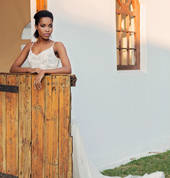 The White Aviary, Renovatio River Estate