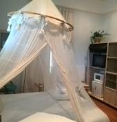 Guestroom with double bed - pool view