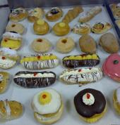 V&M Catering Pellican Park Birthday Cakes 3_small