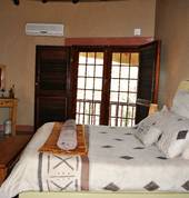 Bona Intaba Game Lodge Hoedspruit Hotels & Resorts 7_small