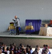 THE GREAT ZORINO Amalinda Kids Party Music & Entertainment 11_small